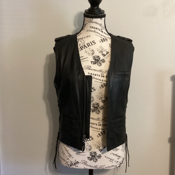 Harley-Davidson Black Leather Vest - Picture 9 of 12